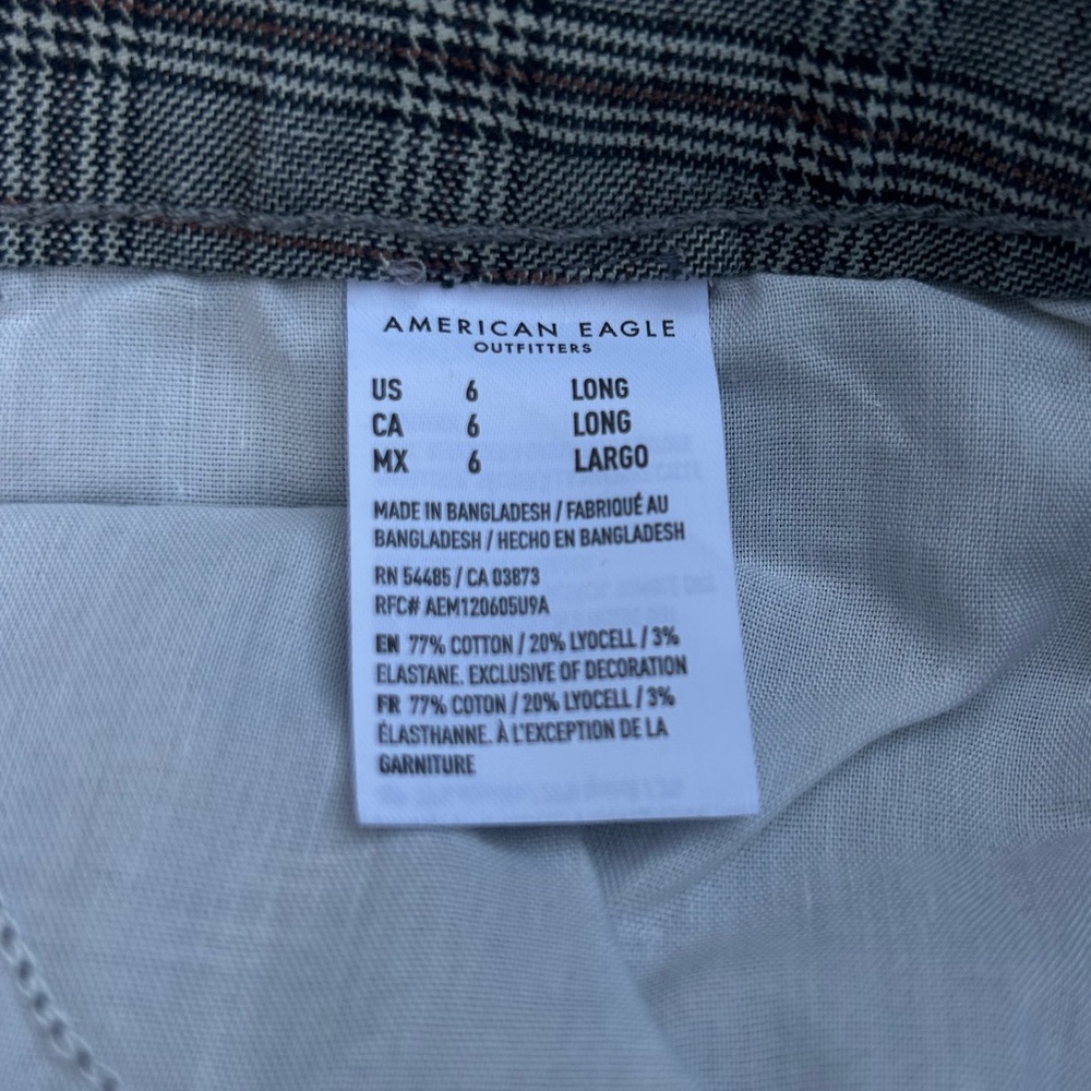 American Eagle, Gray Plaid Pants, Size 6 Long - Picture 5 of 5